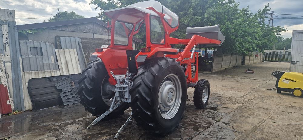 Ciągnik rolniczy massey ferguson