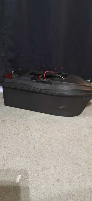 Łódka zanętowa TL380E