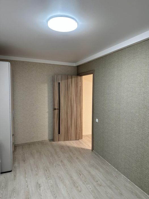 2 комнатная квартира Черёмушки район космос