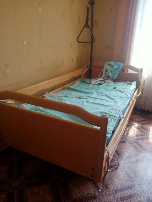 Кровать реабілітаційна