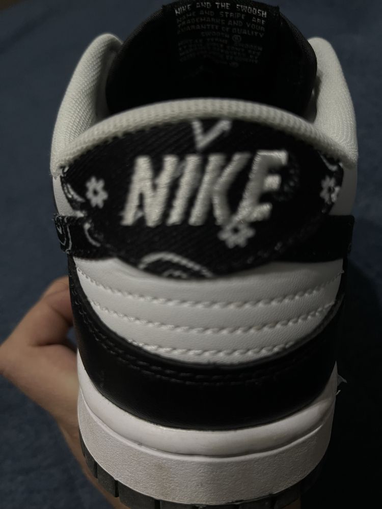 Nike Dunk Pretos