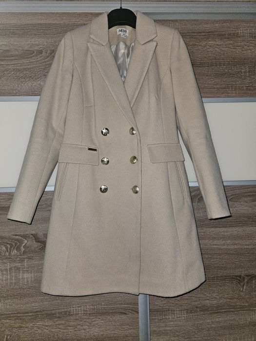 Płaszczyk damski beżowy r.36