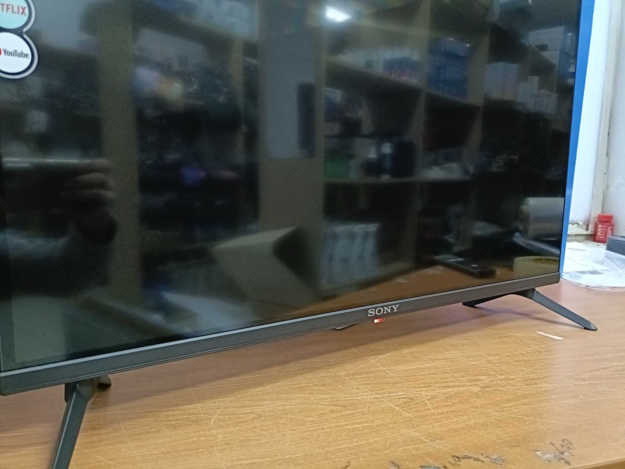 HISENSE SMART 34" | Android 15, 2/16GB + Голосовий Пульт Bluetooth
