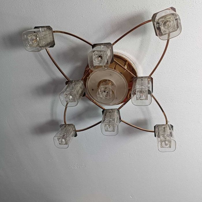 Люстра led светодиодная потолочная металл 60 см 10-60w
9 ламп+ лента