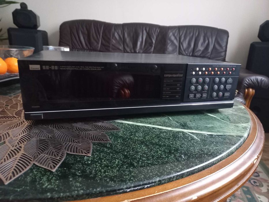korektor graficzny , eqalizer sansui se 88 z pilotem