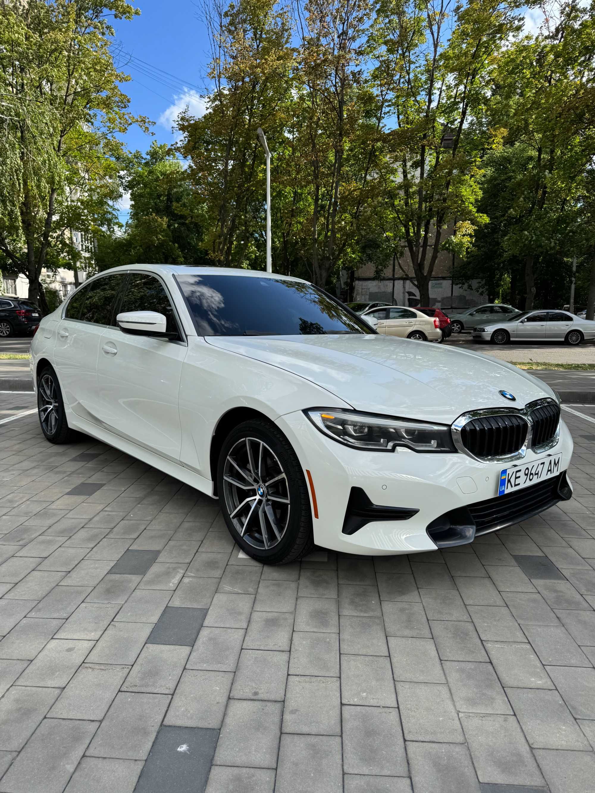 BMW 3 Series 2019 330i xDrive