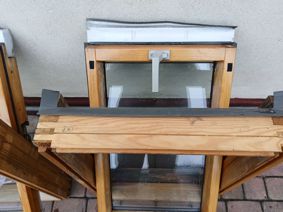 Okna dachowe uchylne