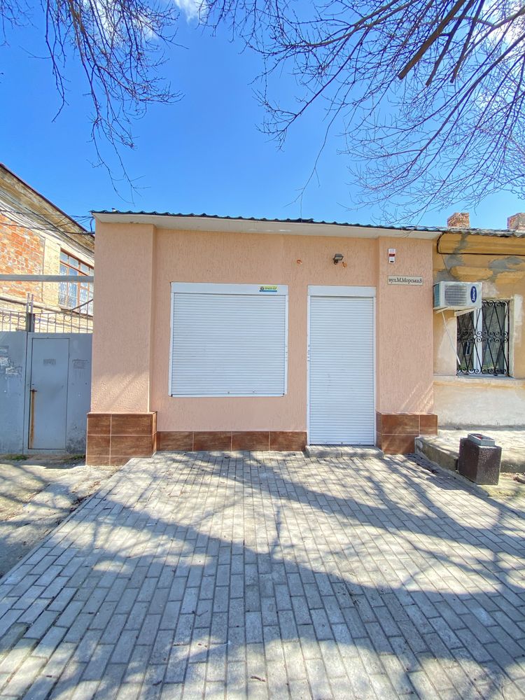 В Продажу нежитлове приміщення в Центрі / М. Морська