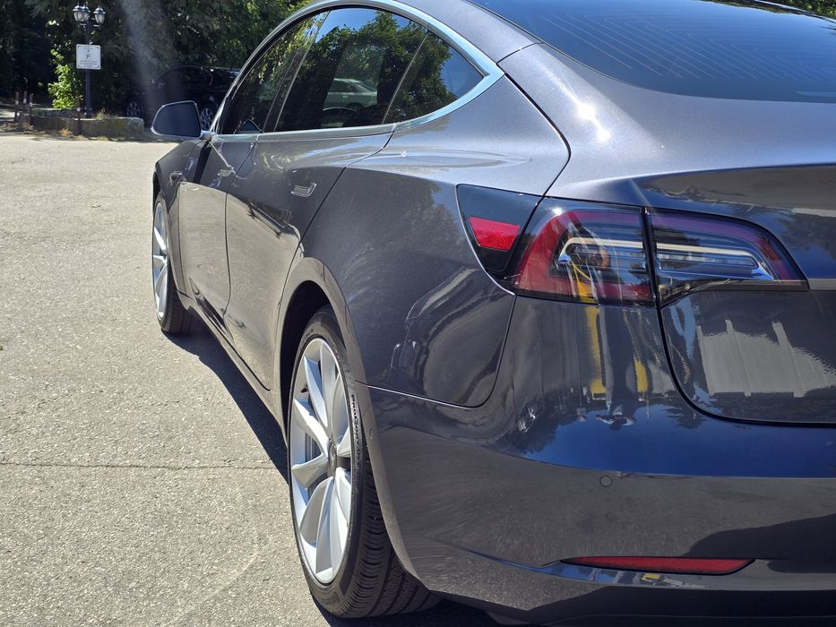 Tesla Model 3 Long Range AWD 2020 рік 450км запас ходу