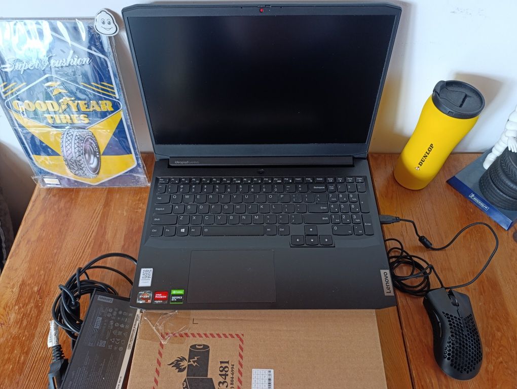 Lenovo 144Hz R5 5600h GTX 1650 16ram 512ssd