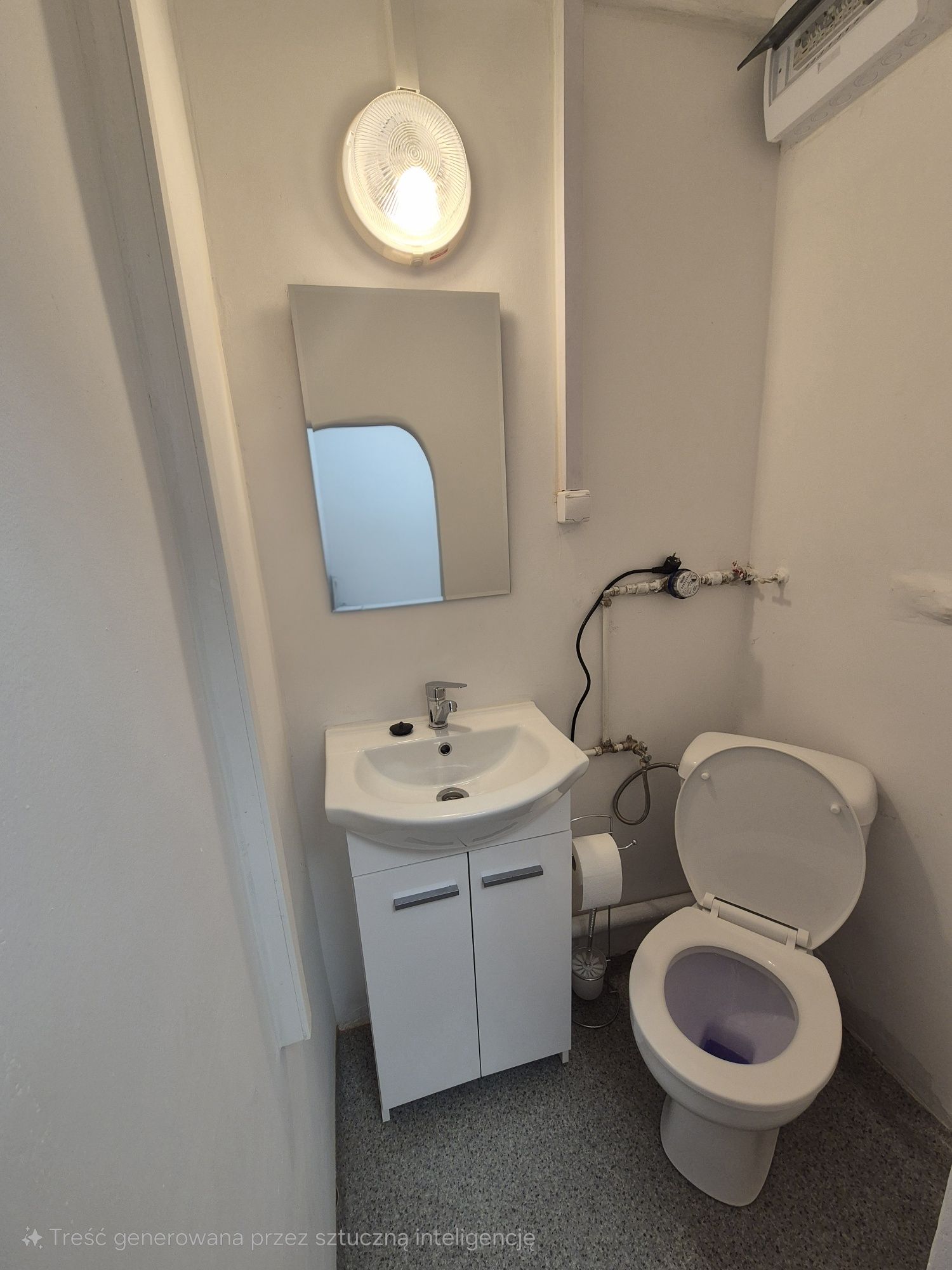 Wynajmę lokal. Centrum Grodkowa 14m2