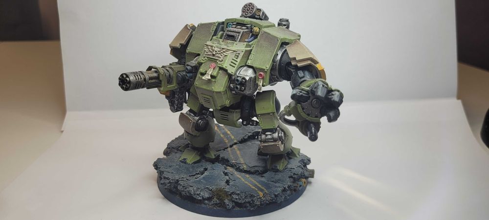 Redemptor Dreadnought Warhammer WH 40K Space Marines Pomalowany Magnes