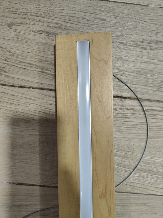 Candeeiro suspenso madeira