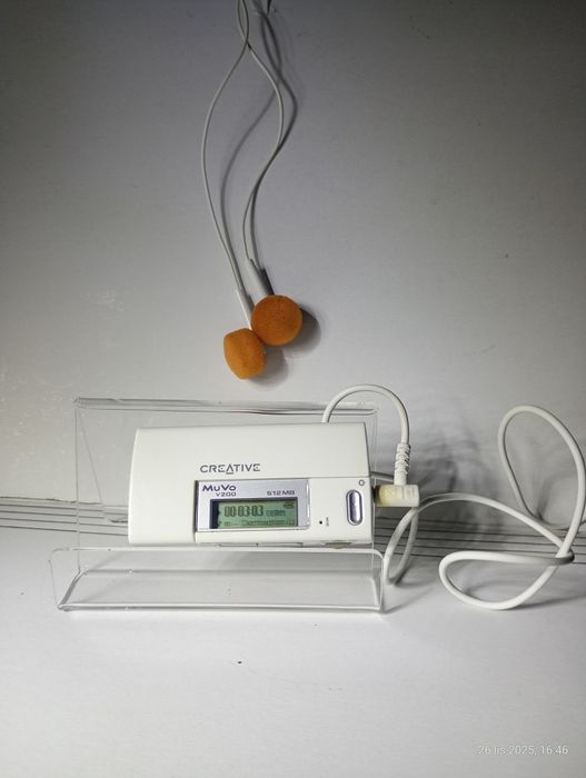Odtwarzacz MP3 creative muvo v200 512 MB pamięci