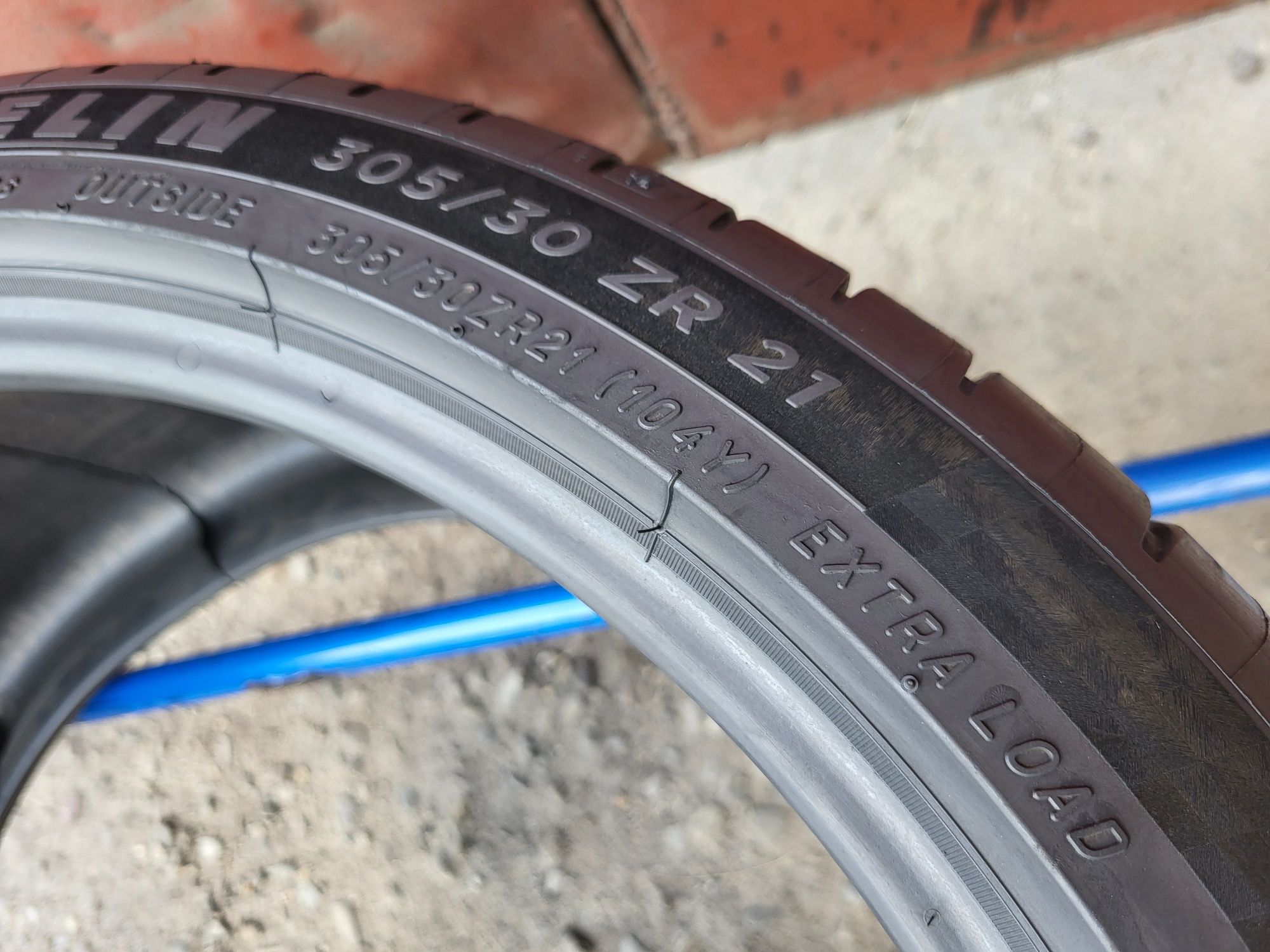 305/30/21 R21 Michelin Pilot Sport 4S MO 2шт ціна за 1шт шини