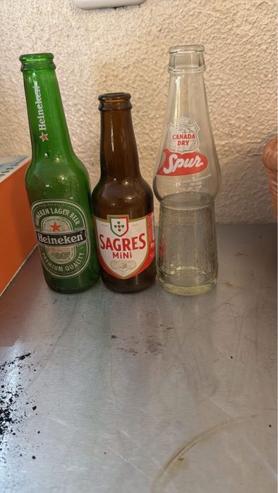 Garrafas antigas para colecionador