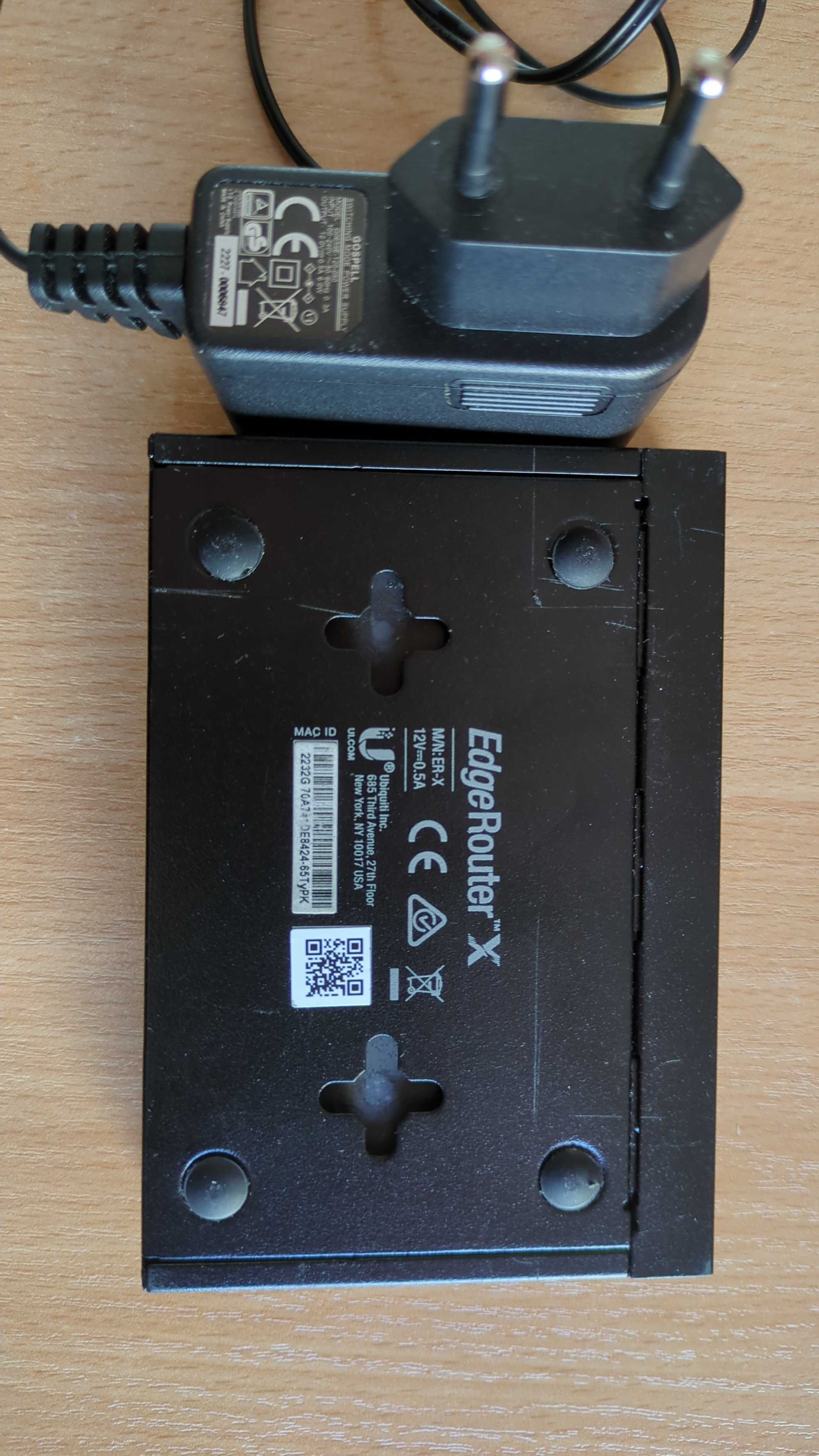 Router Ubiquiti EdgeRouter X + OpenWRT