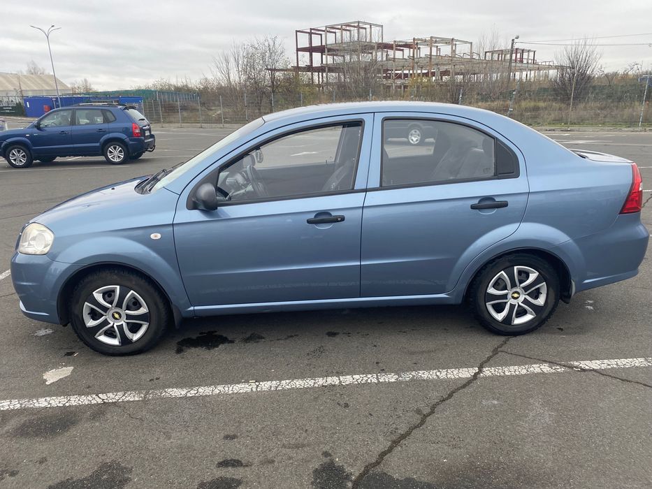 Продам машину Cevrolet aveo