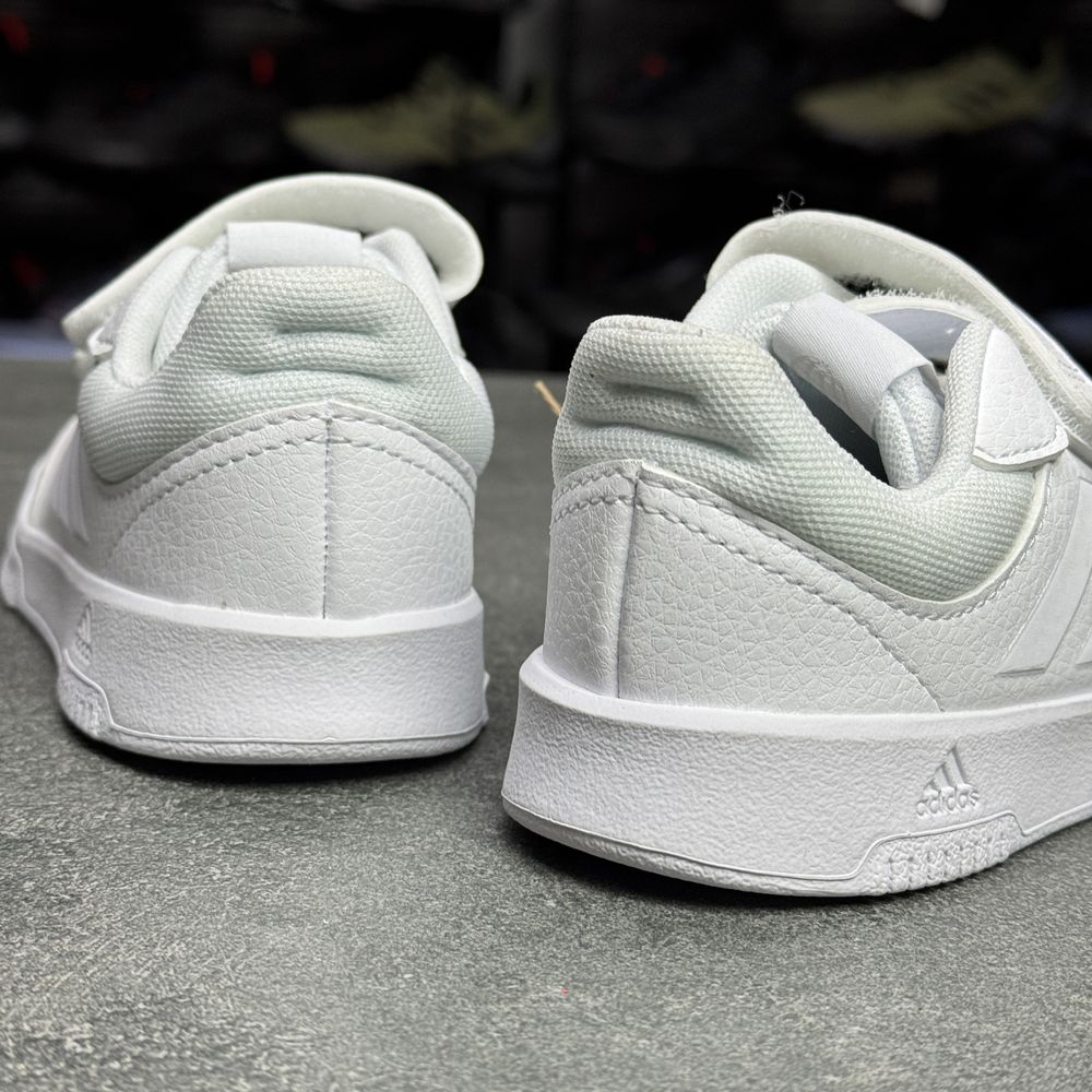 Дитячі білі кросівки Adidas Tensaurt Sport GW1990 ОРИГІНАЛ 100% 26 р