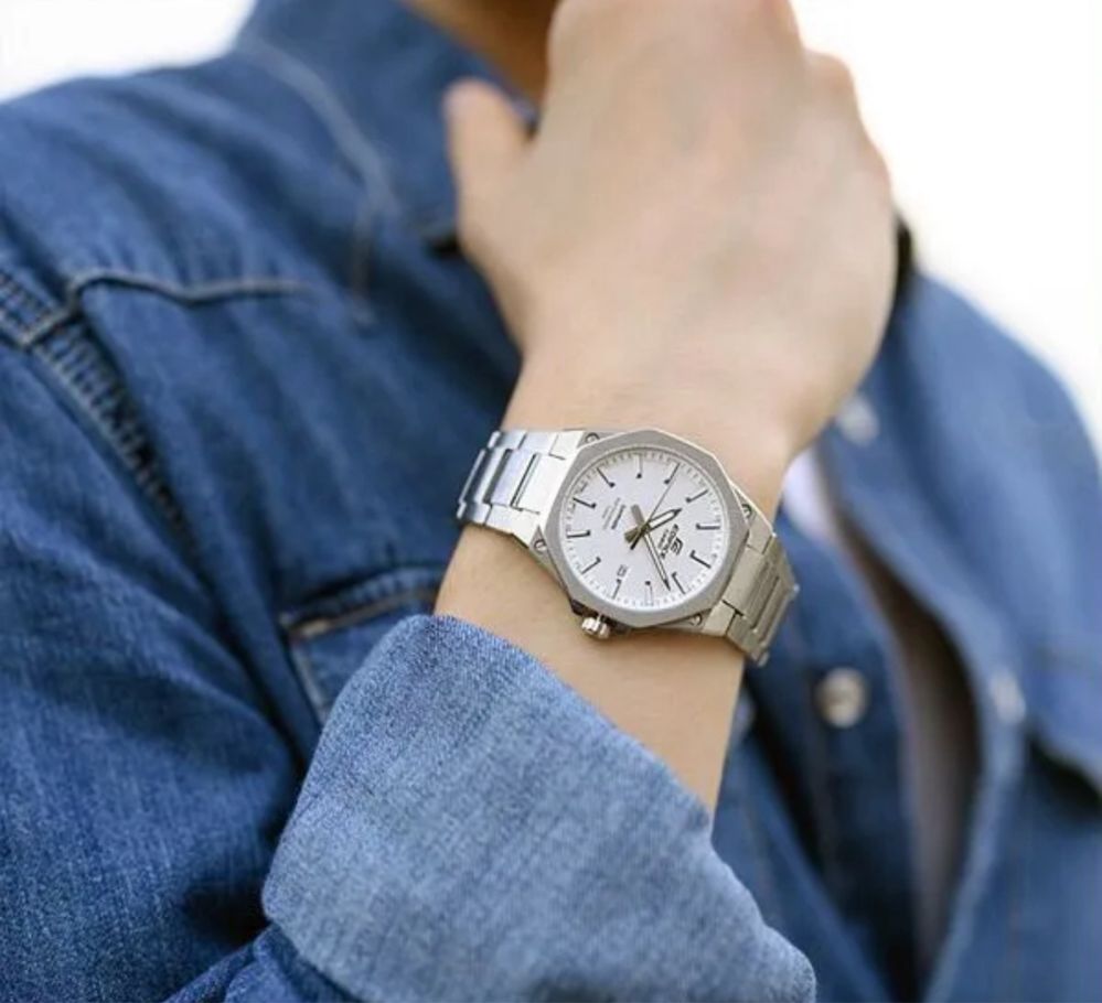Мужские часы Casio Edifice EFR-S108D-7A