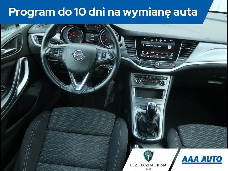 Opel Astra 1.6 CDTI, Navi, Klimatronic, Tempomat, Parktronic,