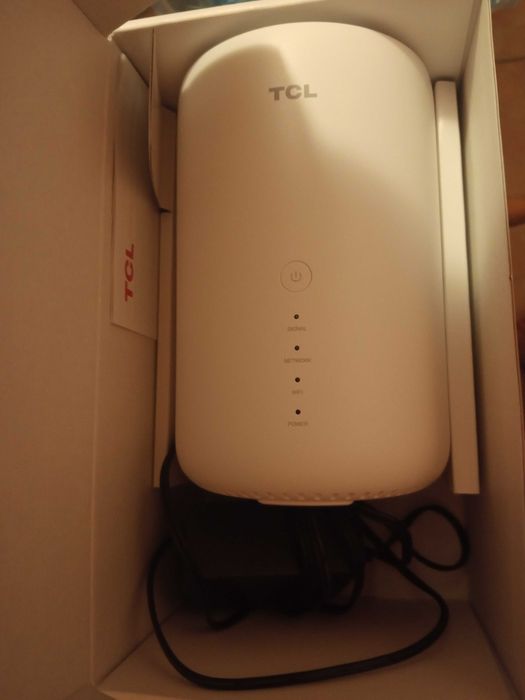 router TCL LINKHUB CAT 13.