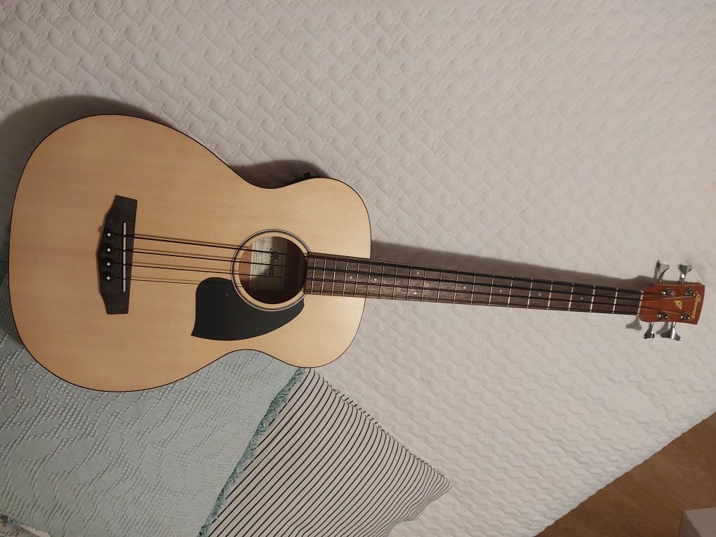 Baixo acustico Ibanez