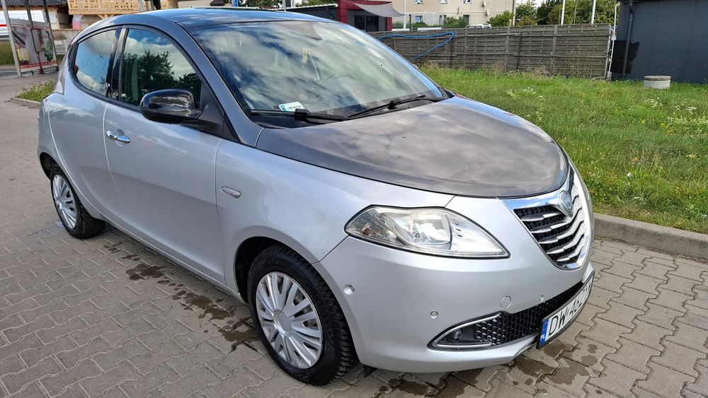 Lancia Ypsilon Lancia Ypsilon 0.9 TwinAir Gold - rej. 2012, nietuzionkowe auto