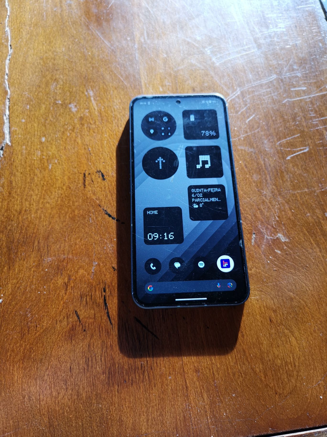 Nothing Phone 2--12gb Ram--256gb memória