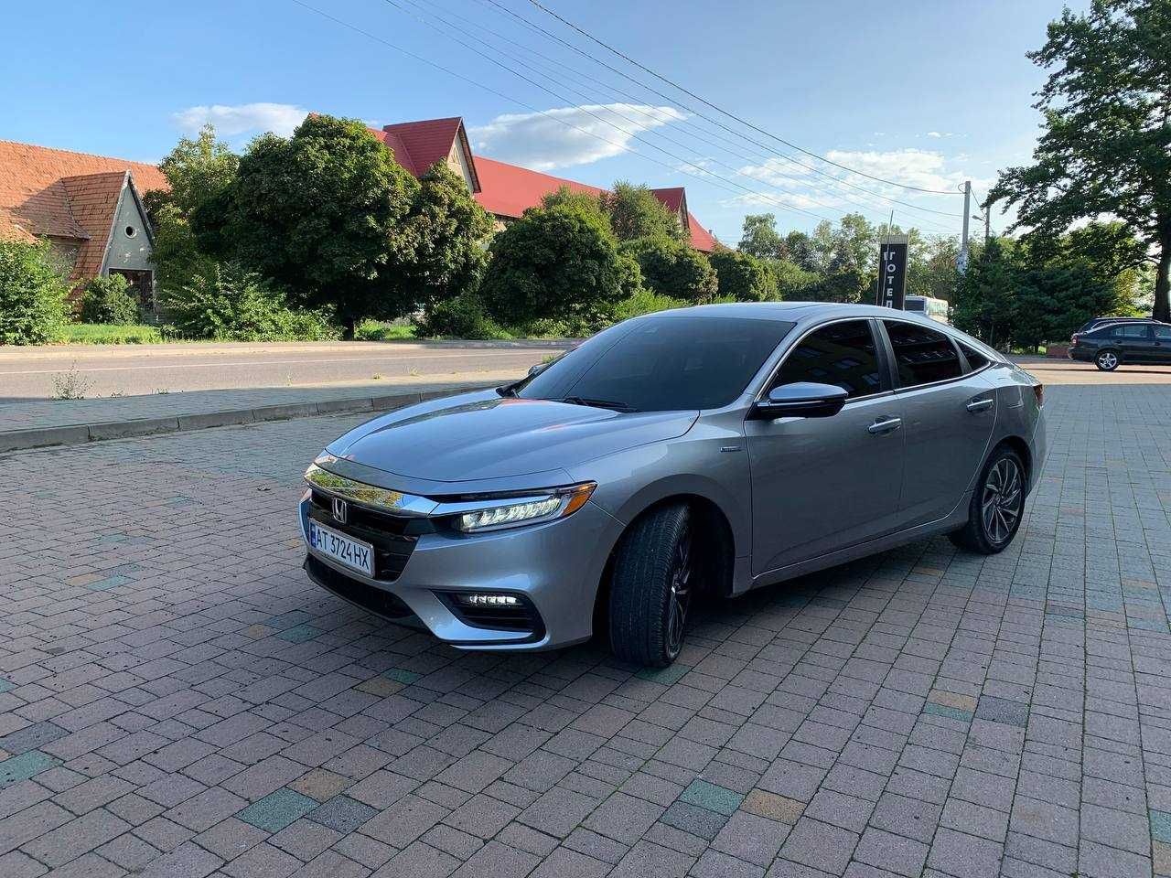 Honda Insight TOURING 2022 гібрид