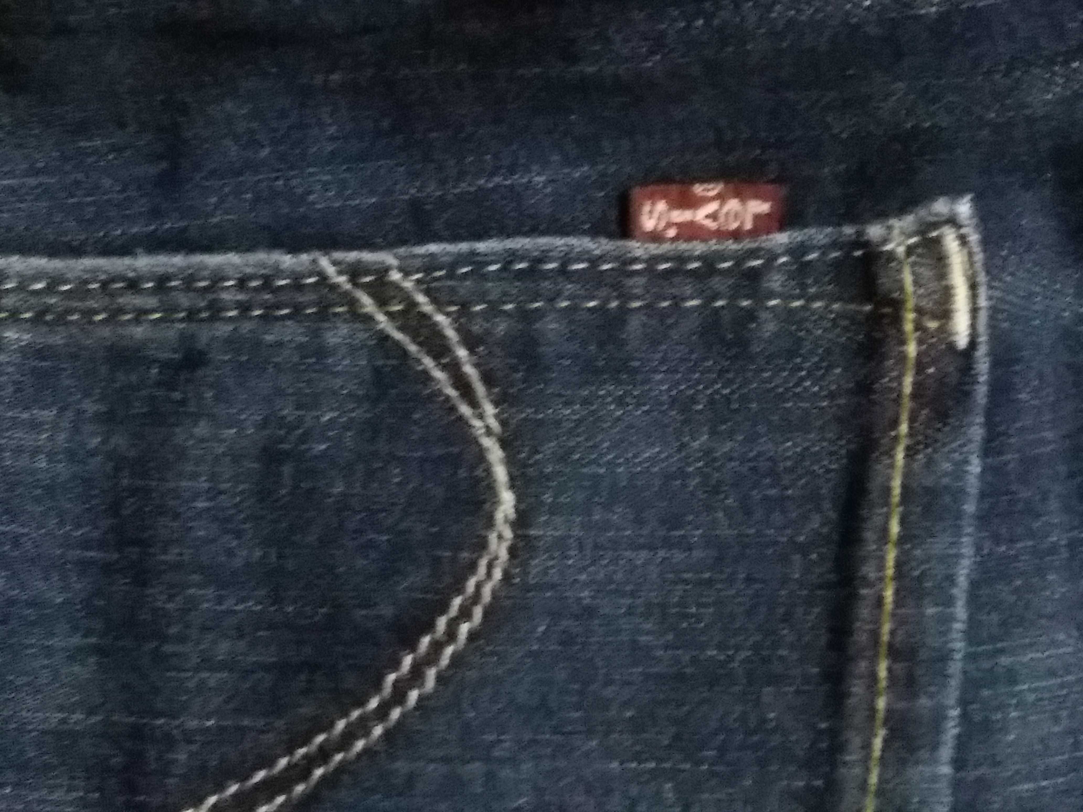 Spodnie dżinsowe Levis W28 L34