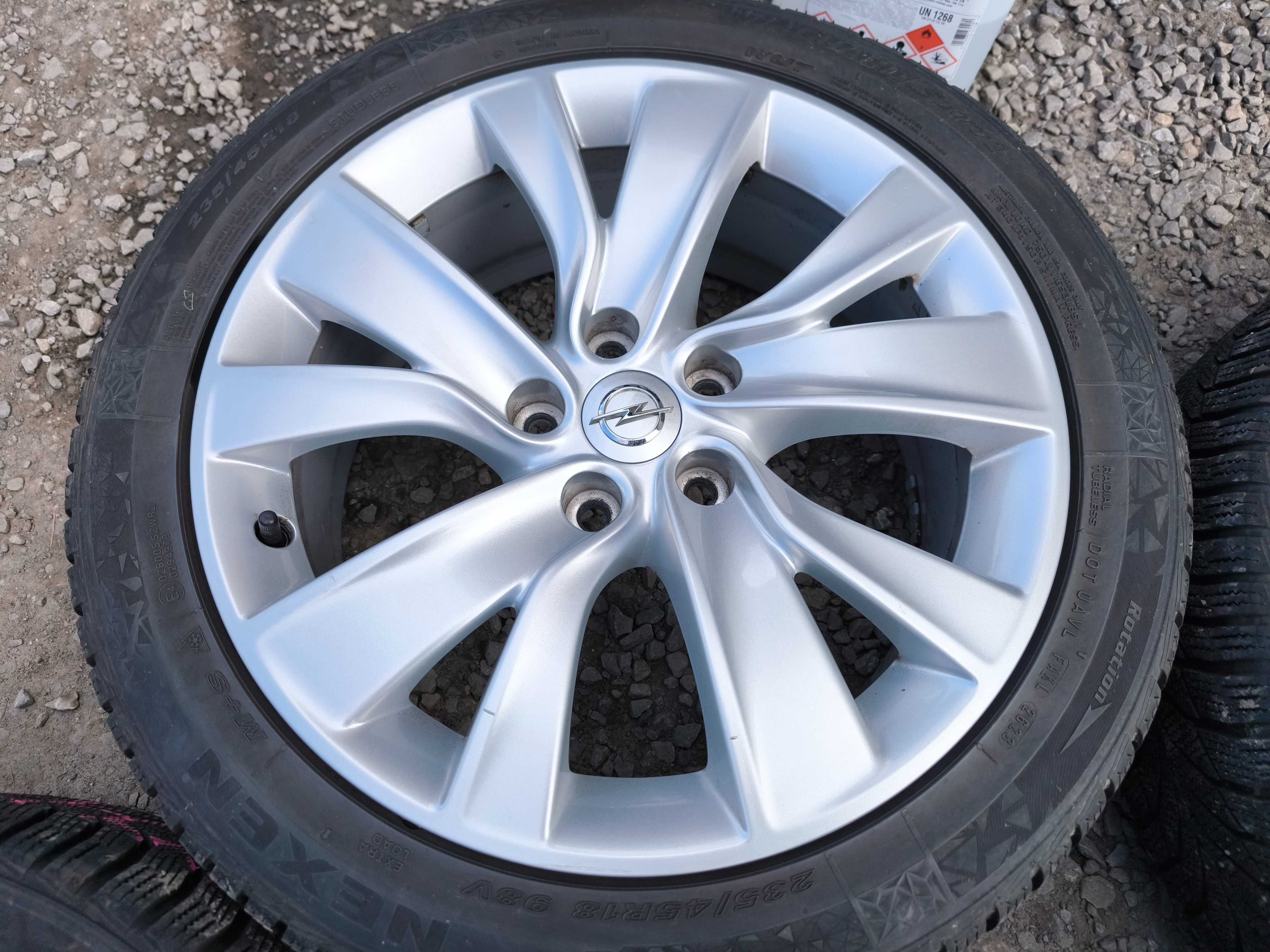 Koła Opel Insignia B Astra J Antara Zafira C 18 cali 5x115 ET41 235/45
