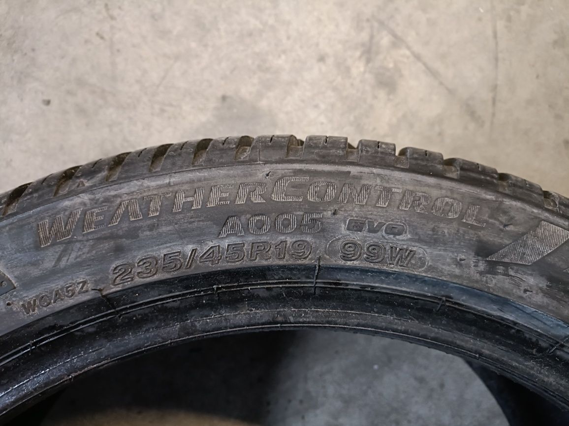 Opona Całoroczna Bridgestone Weather Control A005 Evo 235/45R19 99W