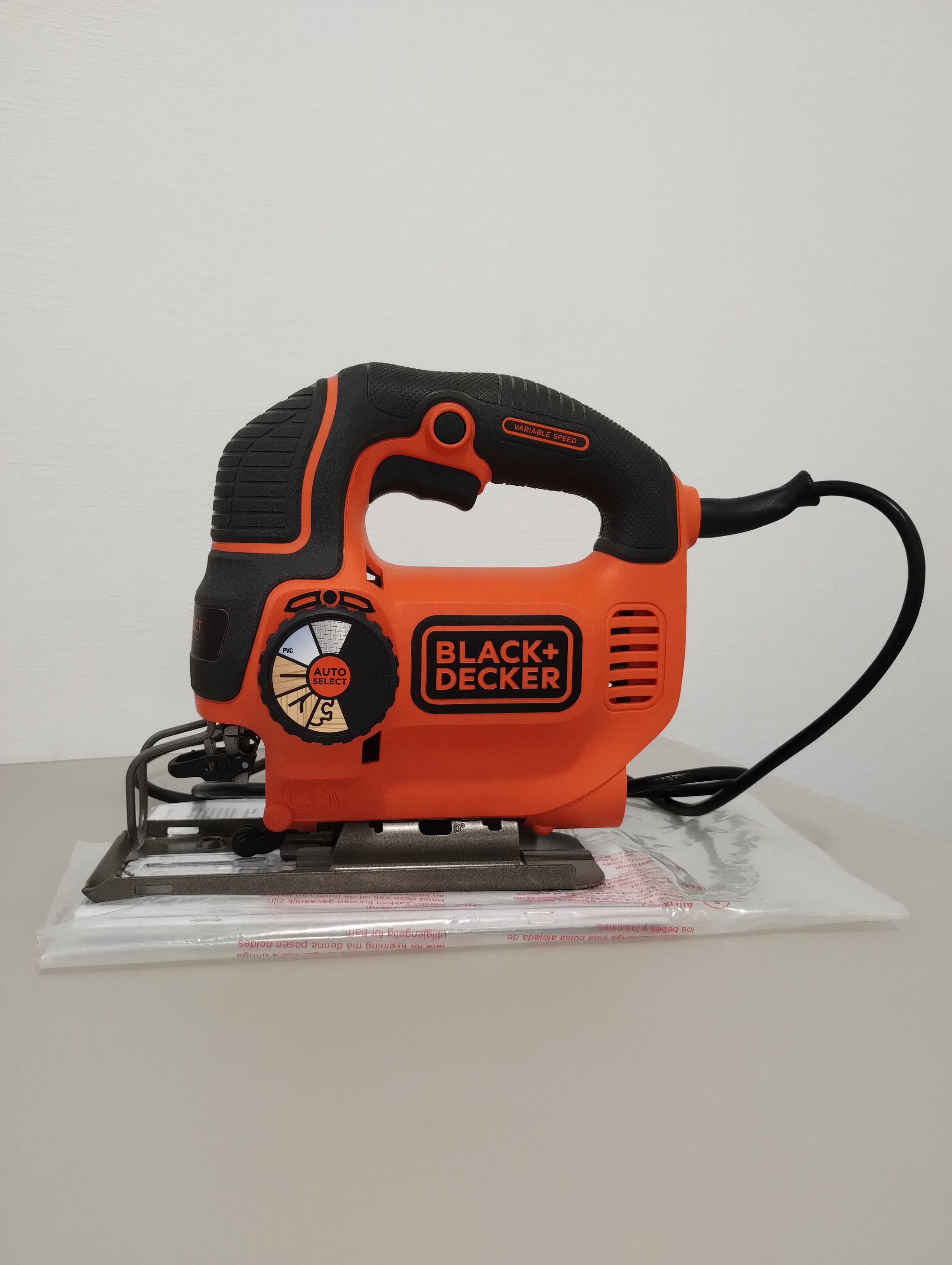 Электролобзик Black&Decker KS801SE  550 Вт