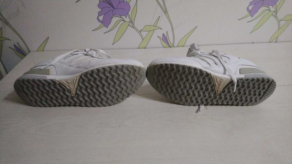 Кросівки Adidas zx 750