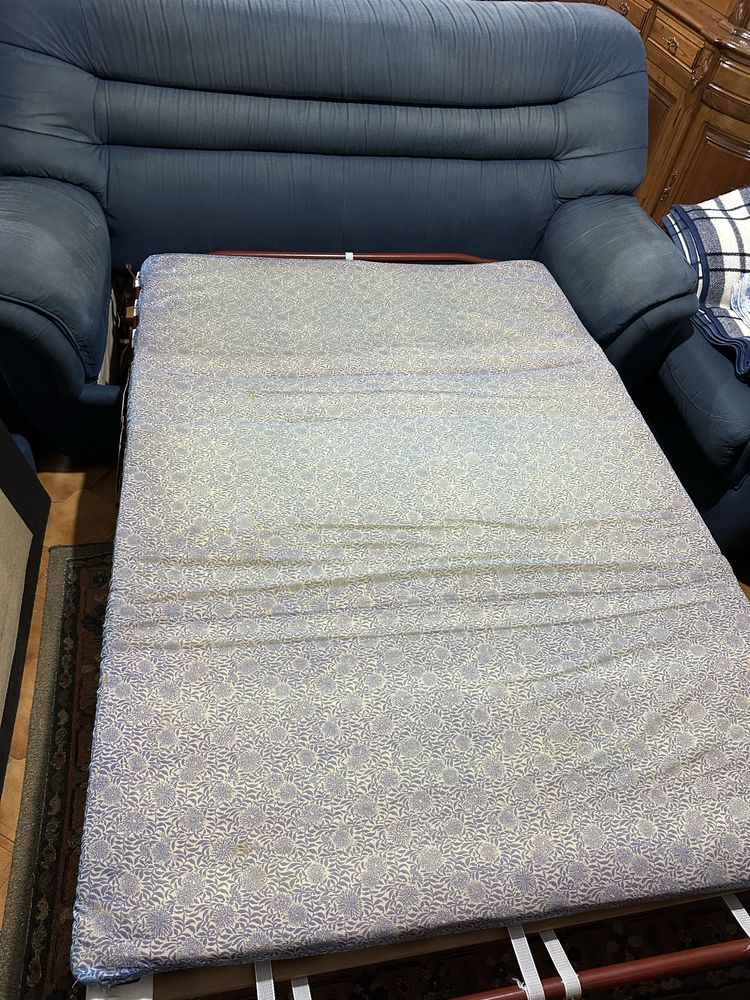 Conjunto de sofás c/ sofá cama