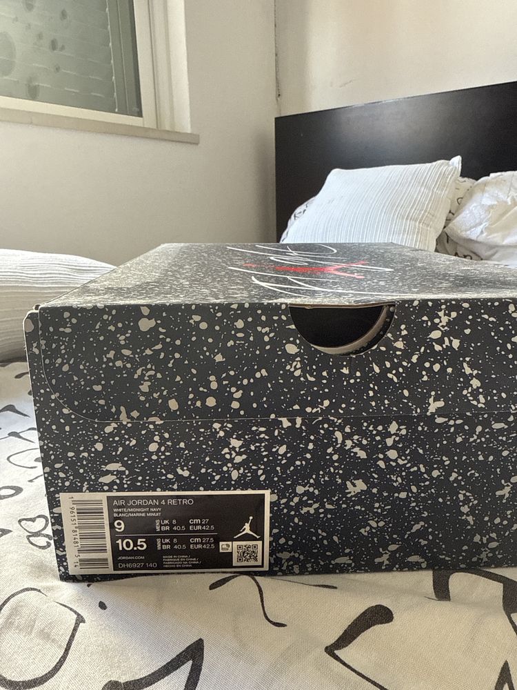 Jordan 4 Midnight Navy