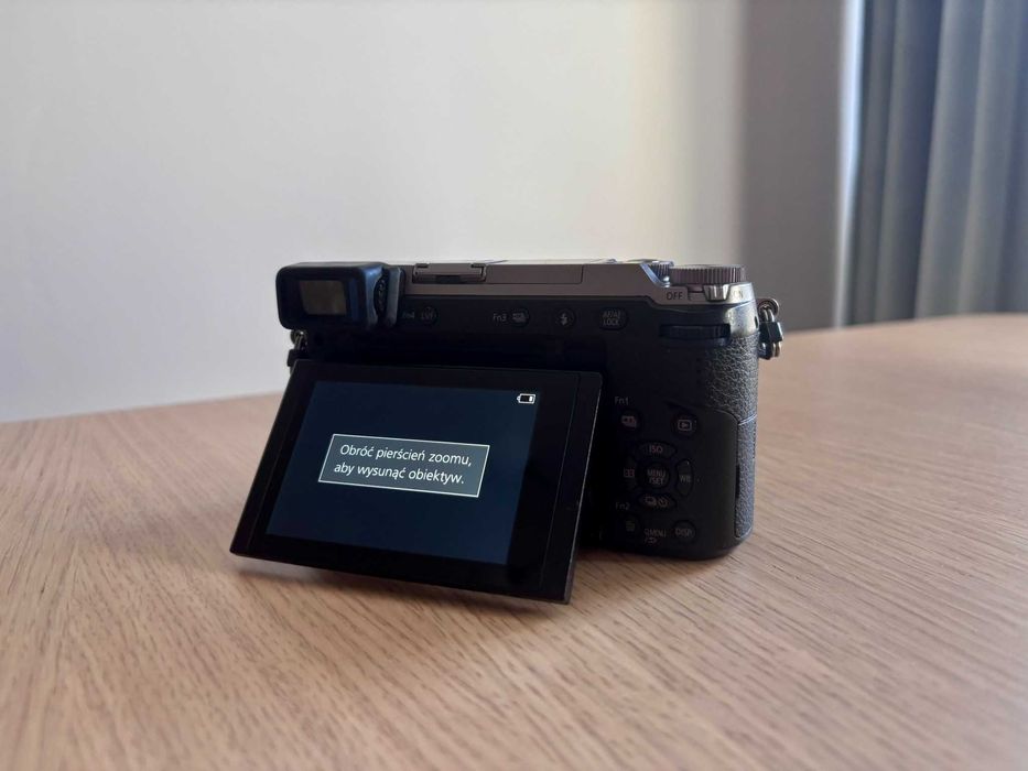 Panasonic Lumix GX80 + Lumix 12-32 + Dodatki