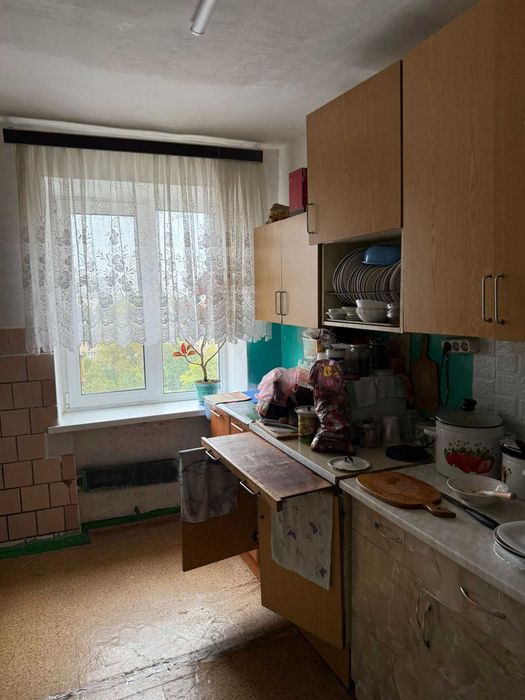 Здається в оренду кімната в гуртожитку: вул. Андрія Мельника, 31/2а