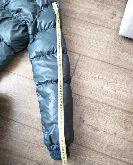 Жіноча зимова пухова куртка