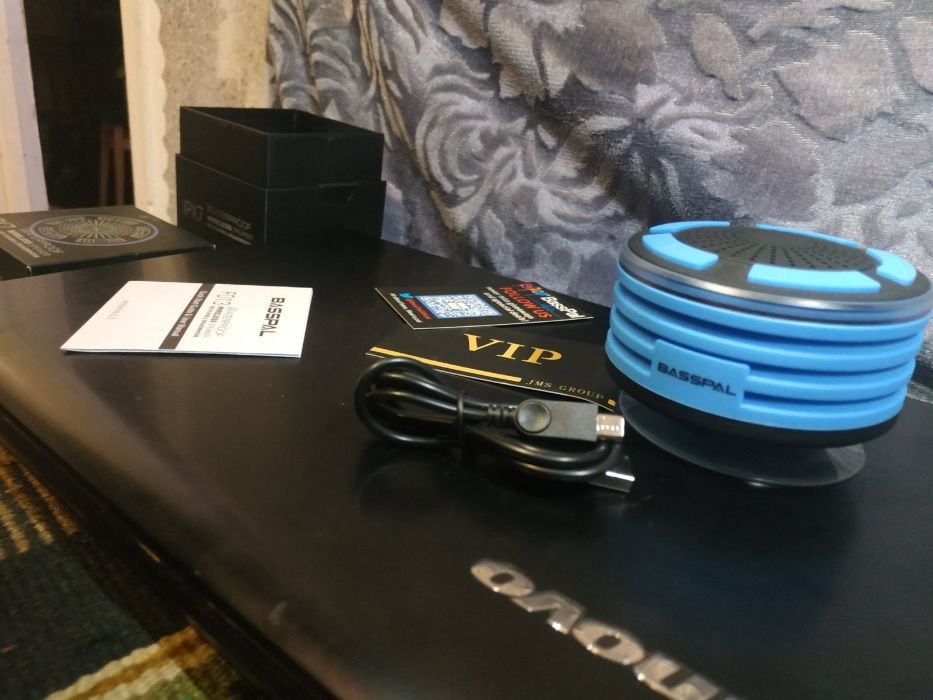 Блютуз колонка,FM Radio,фм радіо,на присосці,водозахисна, Bluetooth