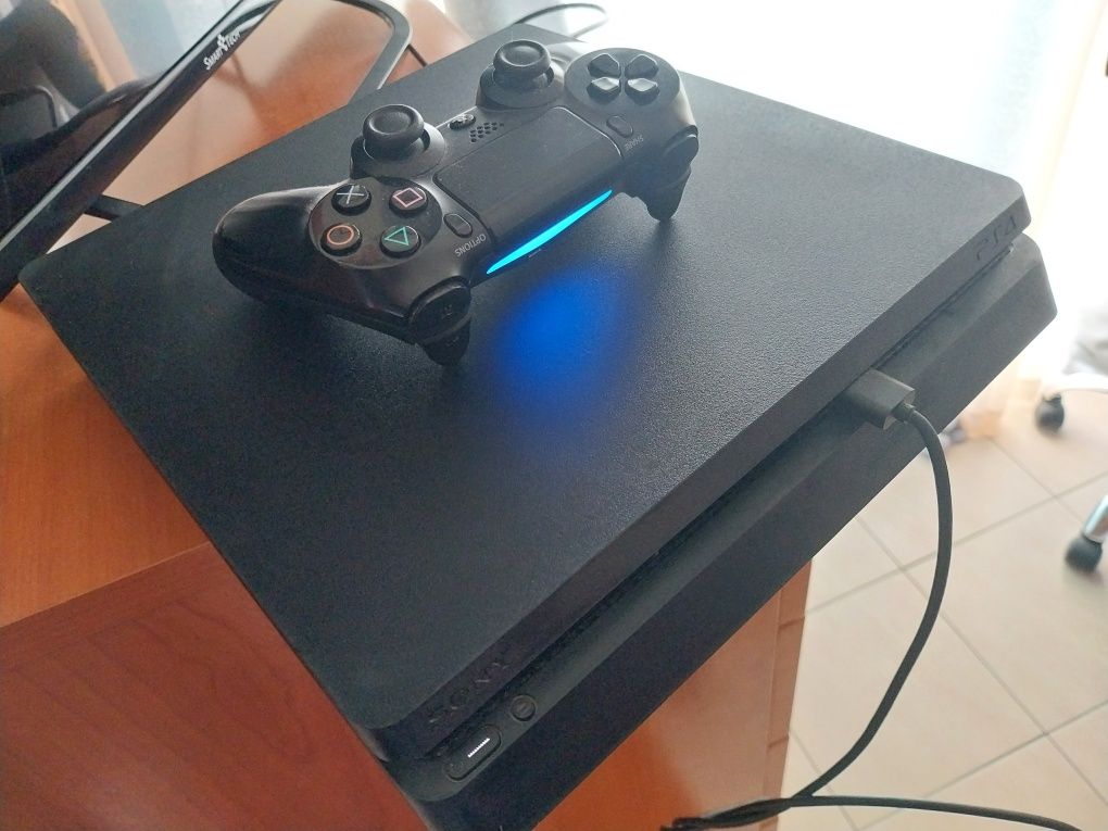 Playstation 4 slim 1T