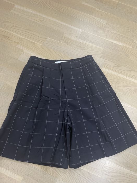 Теплі шорти в клітинку Mango.