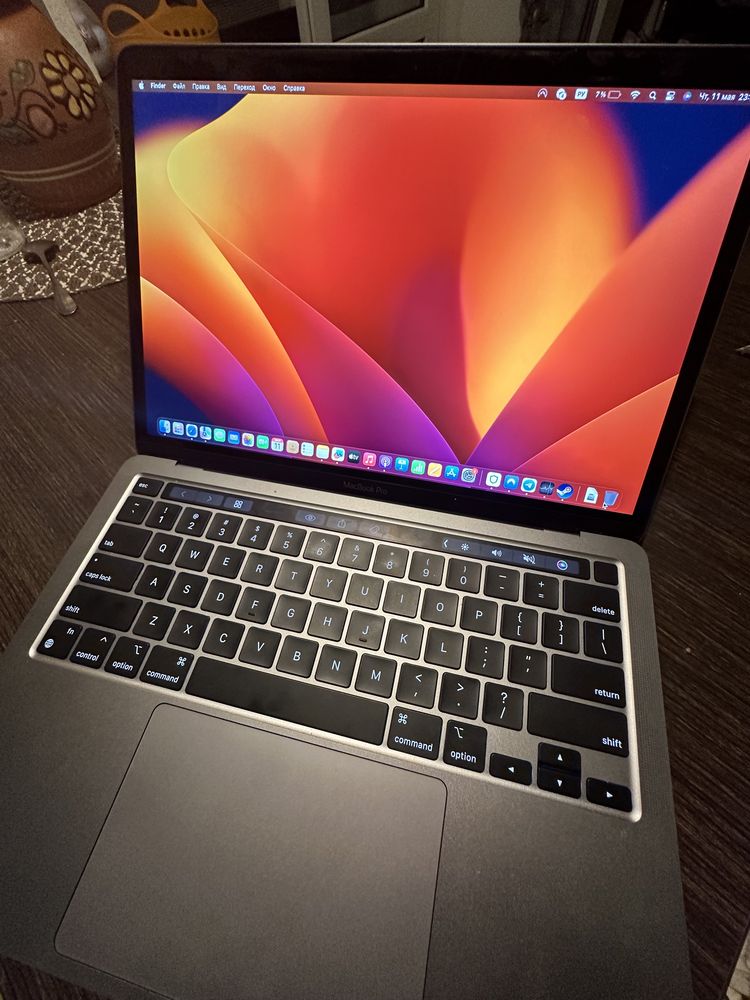 MacBook Pro M2 2022