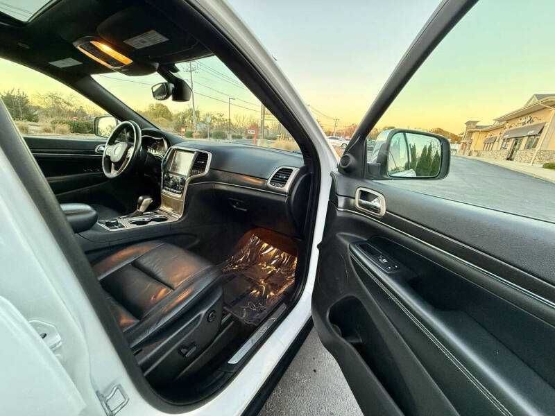 2017 Jeep Grand Cherokee