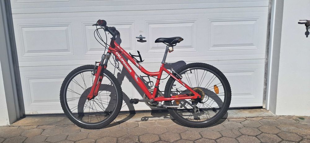 Bicicleta de criança com raio 30cm