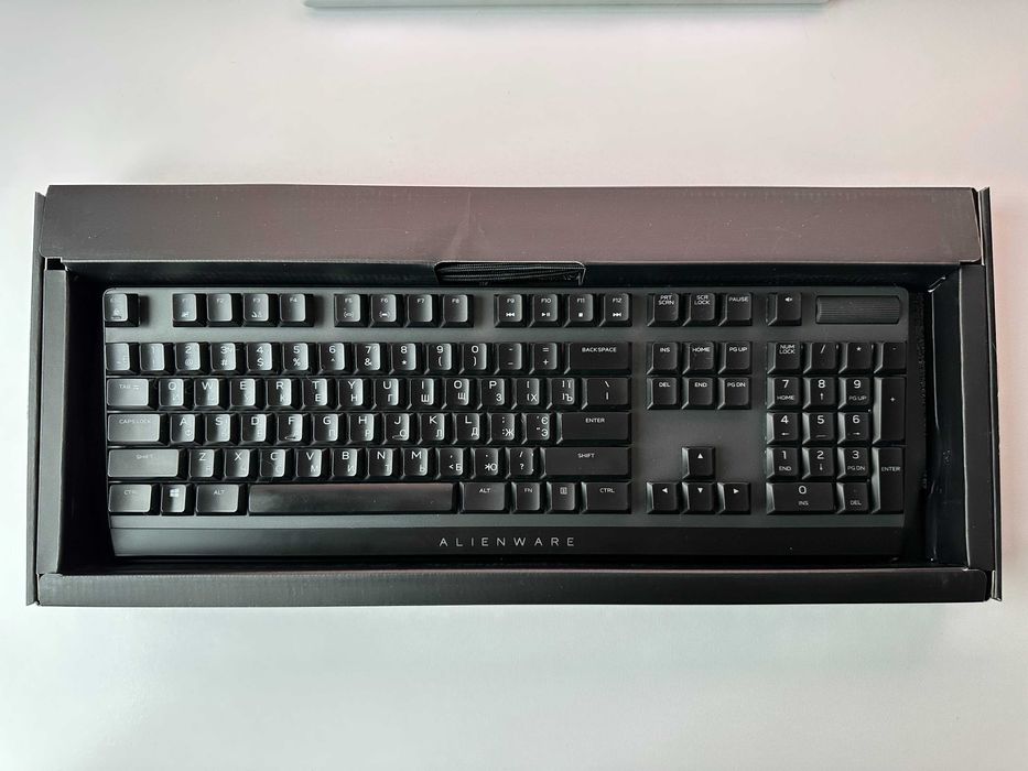 Ігрова механічна клавіатура Dell Alienware AW510K