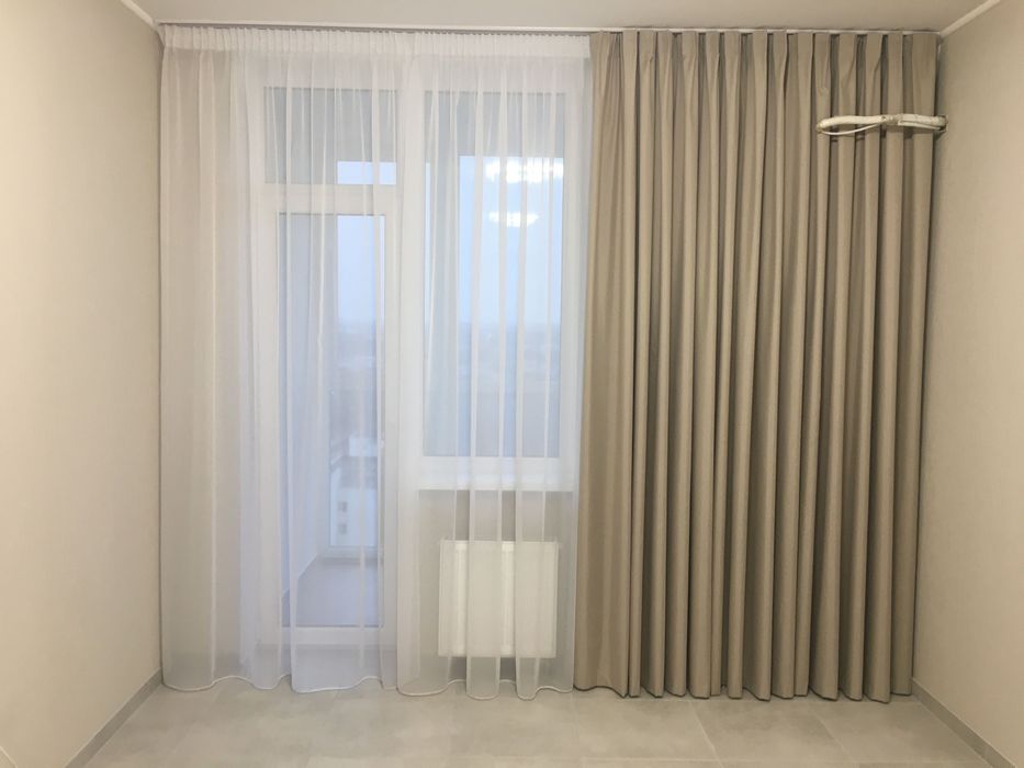 Прання тюлі у Киіві