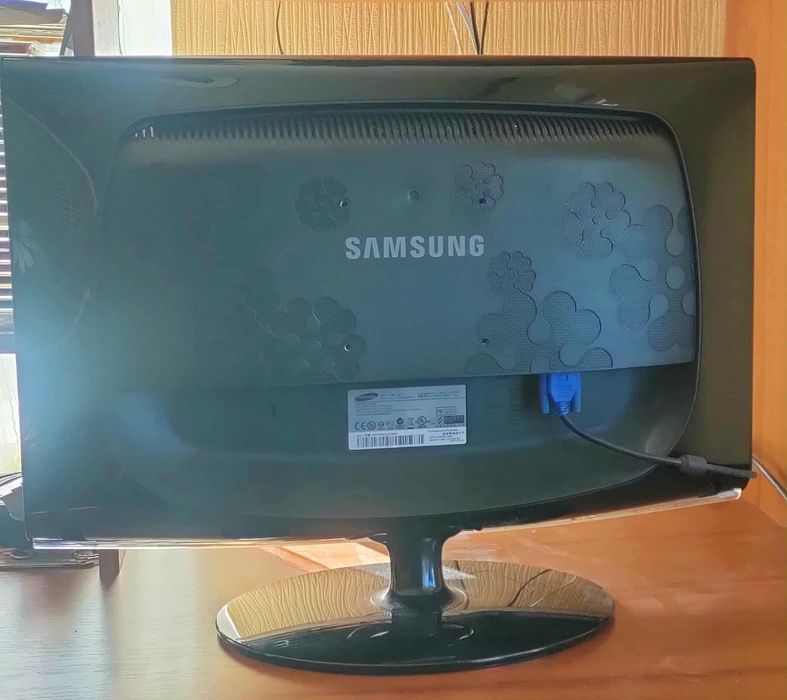 Продам монітор  Samsung 2333T