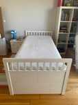 Cama criança em madeira com estrado